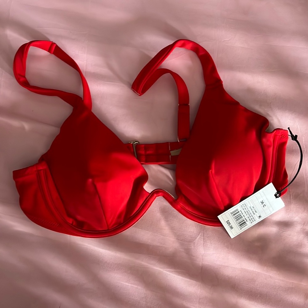 Swimsuit top Target  NWT